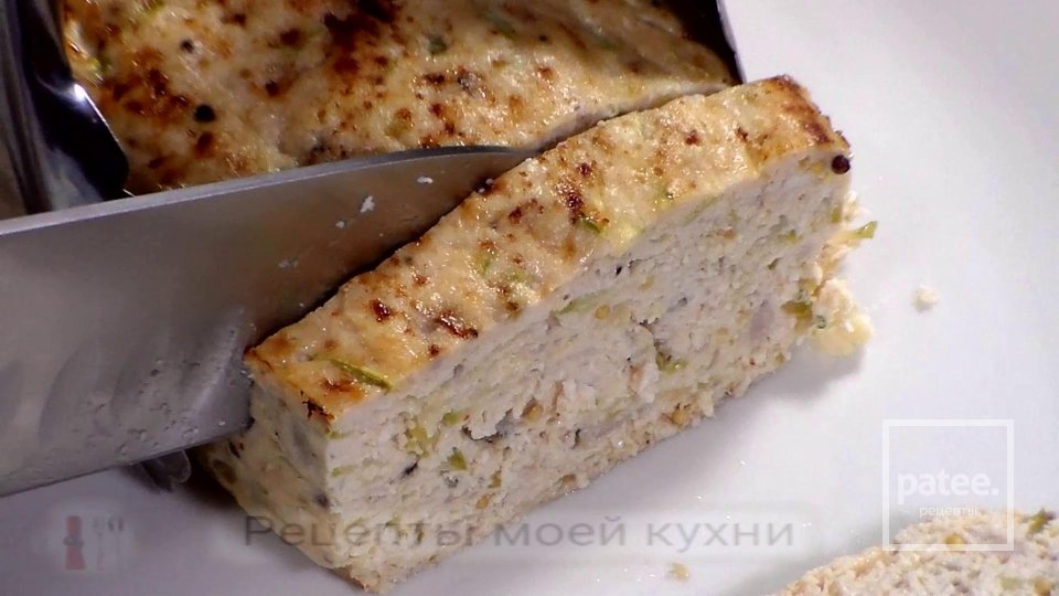 Мясной хлеб с куриного филе и кабачка в духовке - Шаг 8