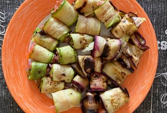 Рулетики из баклажана