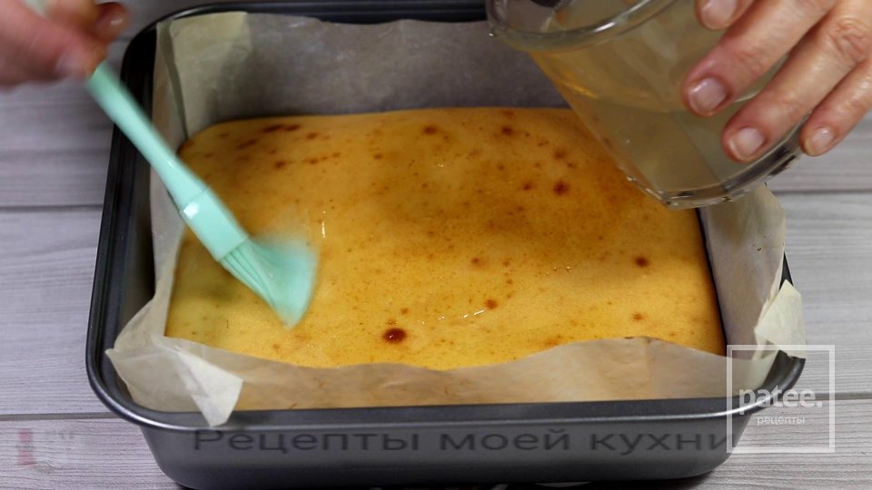 Бисквитный пирог с меренгой - Шаг 9