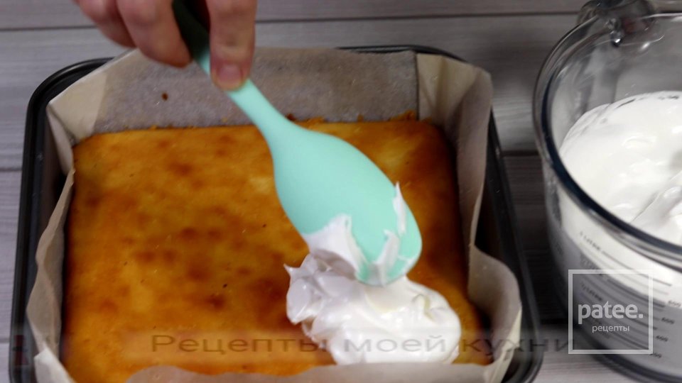 Бисквитный пирог с меренгой - Шаг 12