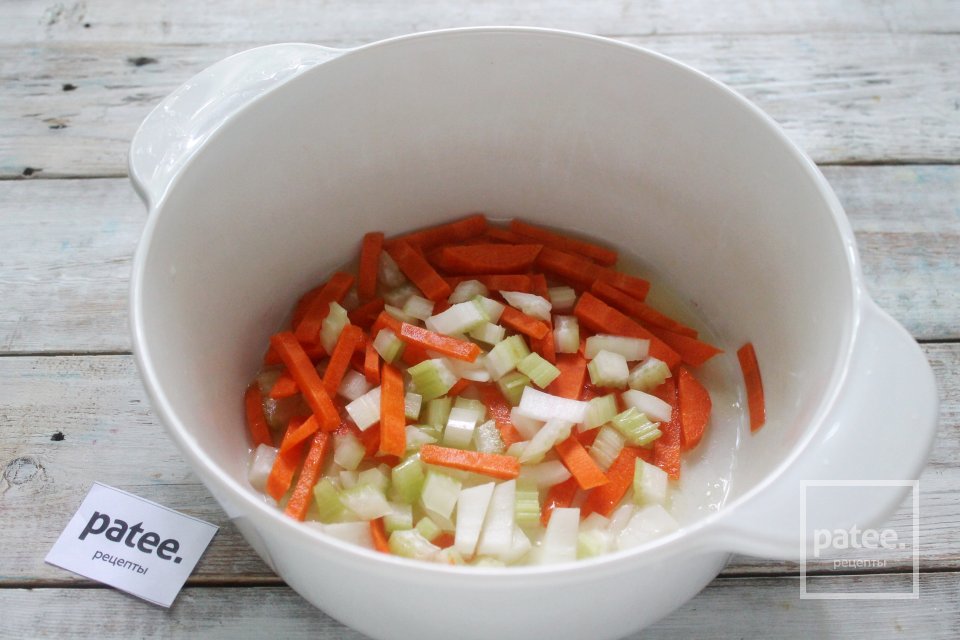 Куриный суп с цветной капустой и горошком - Шаг 8