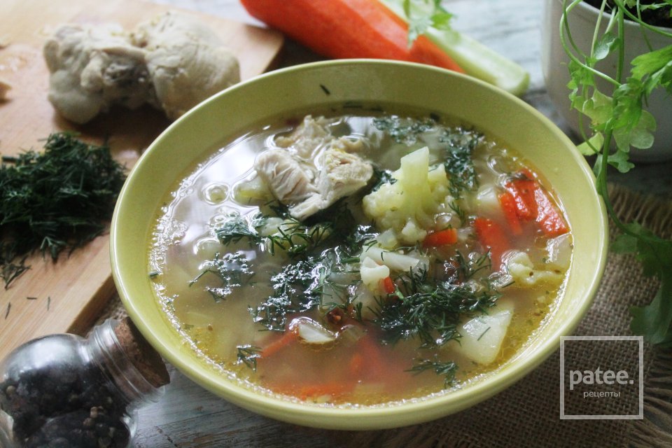 Куриный суп с цветной капустой и горошком - Шаг 15