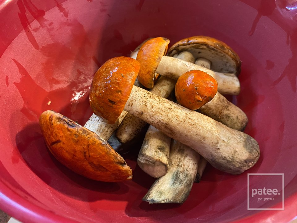 Подосиновики жареные с картошкой на утином жиру - Шаг 3