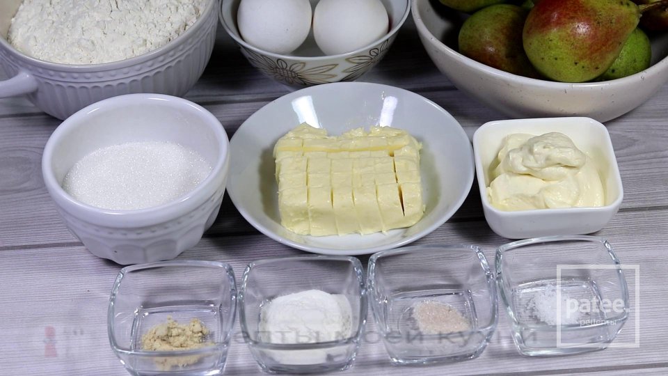 Пирог перевертыш с грушами в карамели - Шаг 1