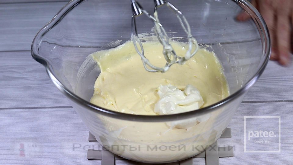 Пирог перевертыш с грушами в карамели - Шаг 4