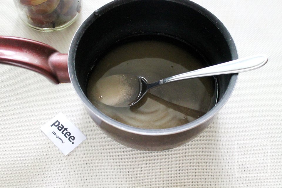 Слива, маринованная с коньяком, на зиму - Шаг 12