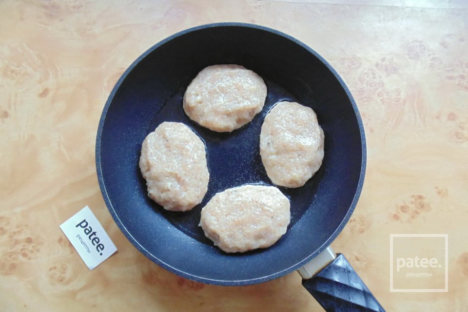 Куриные котлеты с горчицей - Шаг 9