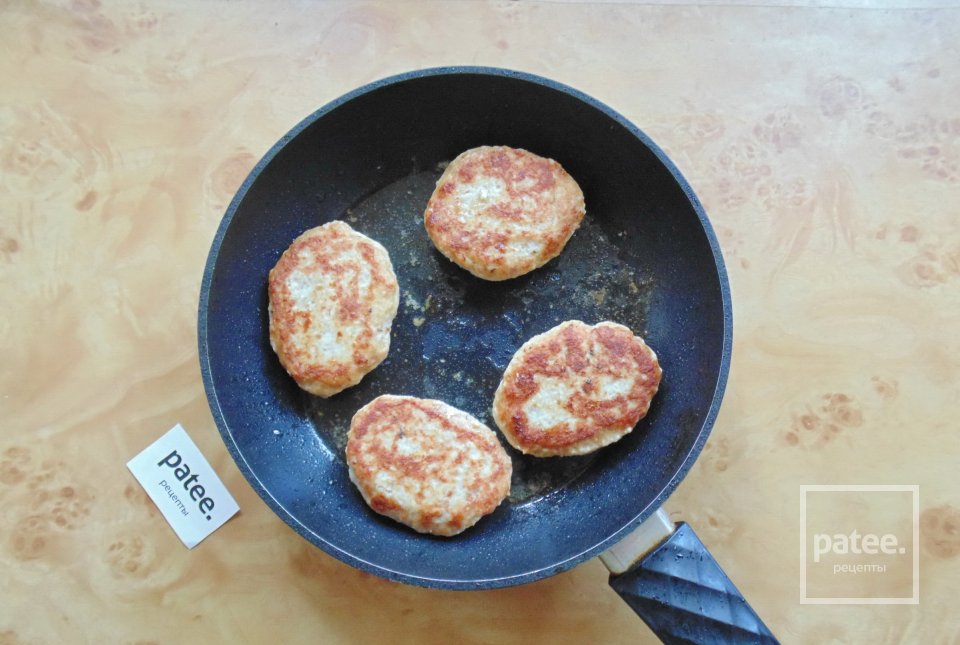 Куриные котлеты с горчицей - Шаг 10