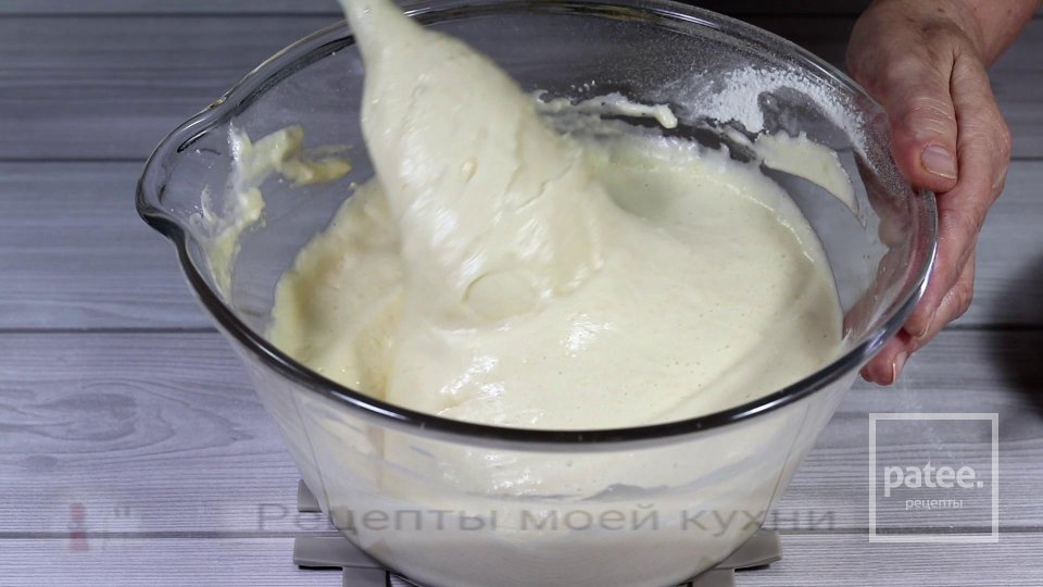 Бисквитный рулет с начинкой из груш - Шаг 8