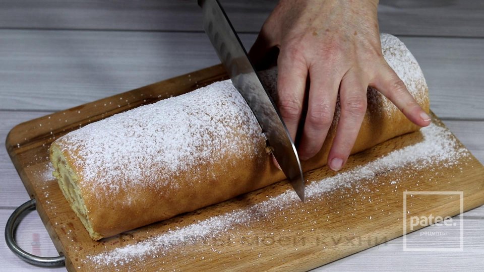 Бисквитный рулет с начинкой из груш - Шаг 15