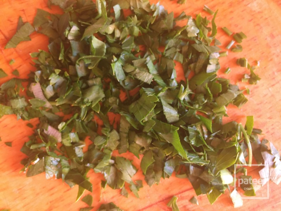 Салат с крабовыми палочками по-новому. - Шаг 5