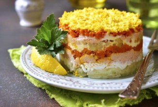 Салат мимоза из красной рыбы