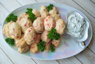 Больше не жарю! Котлеты в духовке и соус к ним!