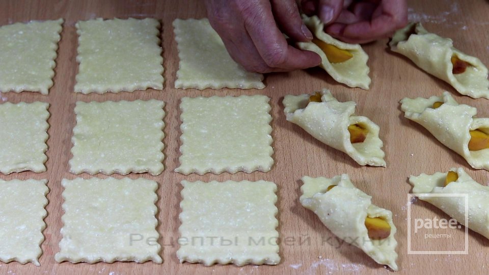 Творожное печенье с персиками - Шаг 9