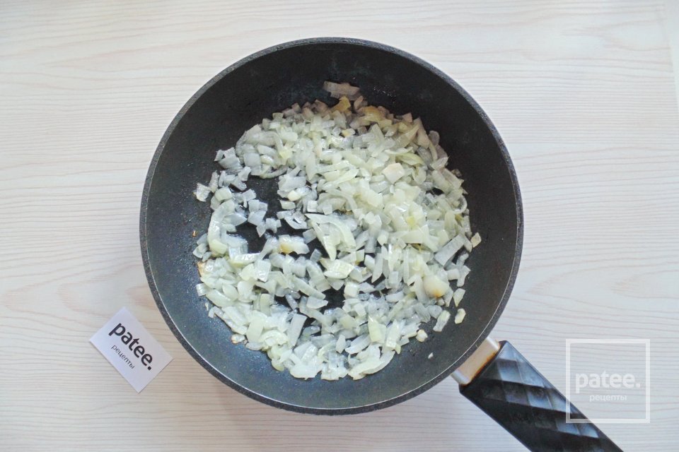 Куриные оладьи с кабачком - Шаг 4