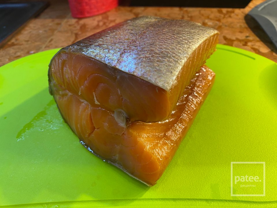 Чаудер из копченой чавычи с картофелем - Шаг 1