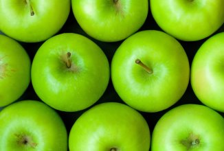 Яблука з цукровим сиропом