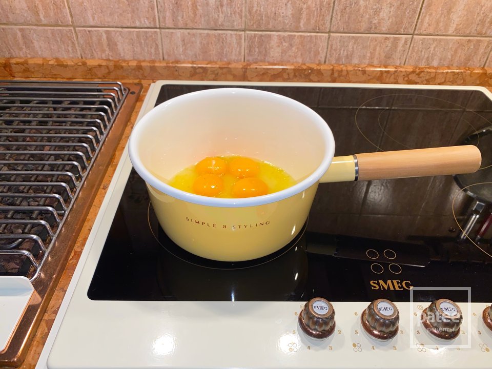 Цветки цукини с фейхоа, грецкими орехами и лаймом в сладком кляре и лимонном курде - Шаг 6