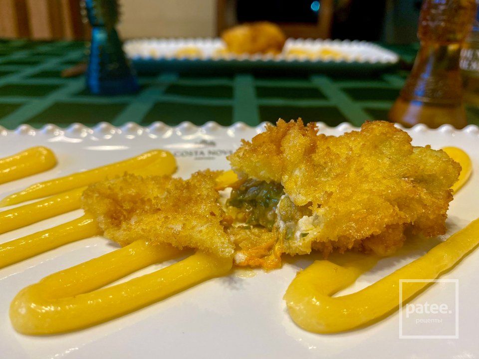 Цветки цукини с фейхоа, грецкими орехами и лаймом в сладком кляре и лимонном курде - Шаг 15