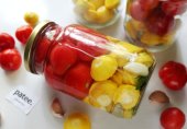 Помидоры с патиссонами, маринованные на зиму
