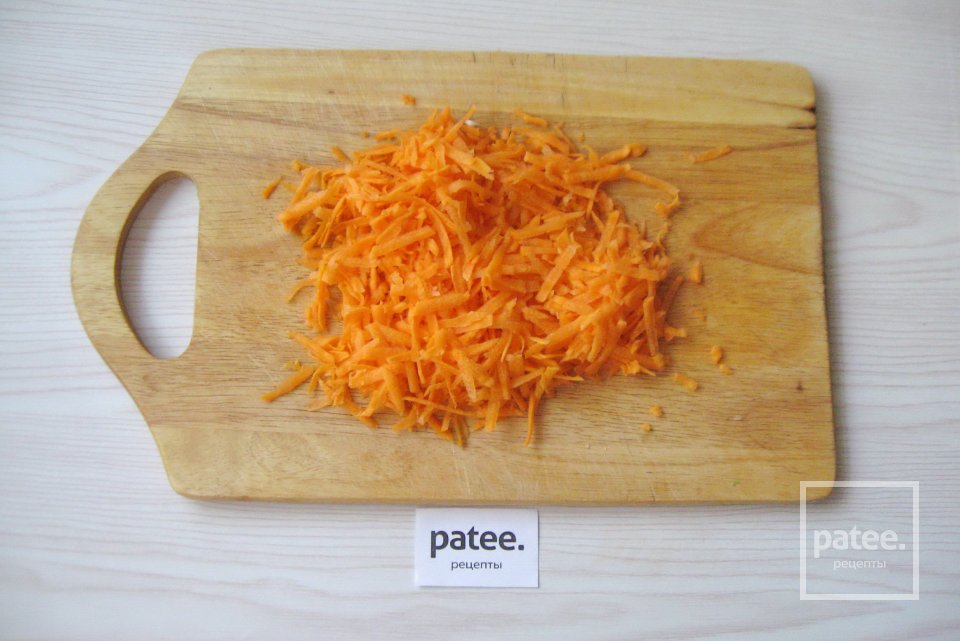 Салат из кабачков с огурцами на зиму - Шаг 5