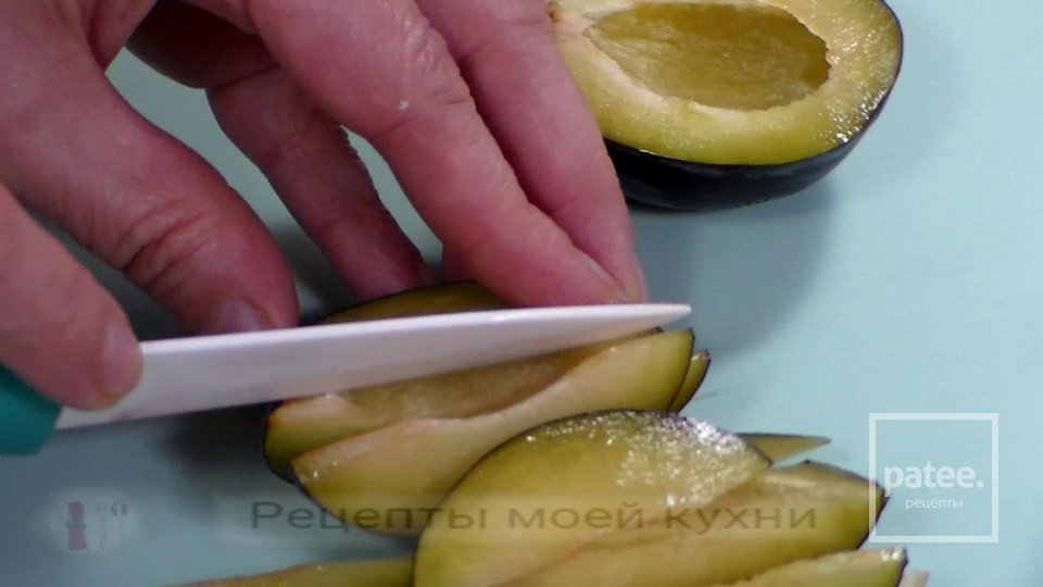 Пирожки со сливами на творожном тесте без дрожжей - Шаг 7