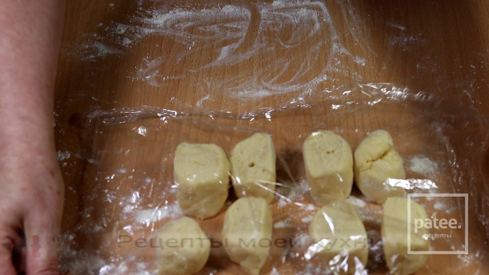 Пирожки со сливами на творожном тесте без дрожжей - Шаг 8