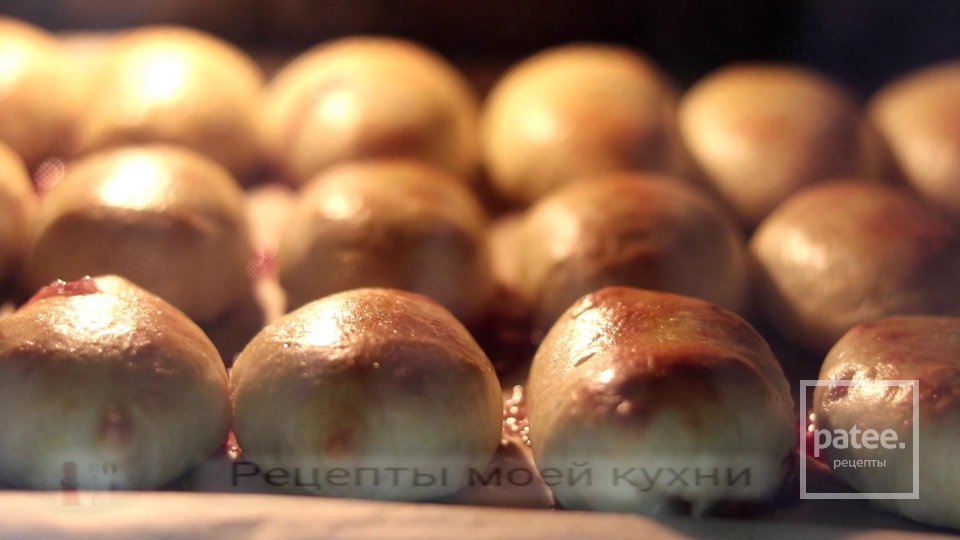 Пирожки со сливами на творожном тесте без дрожжей - Шаг 12