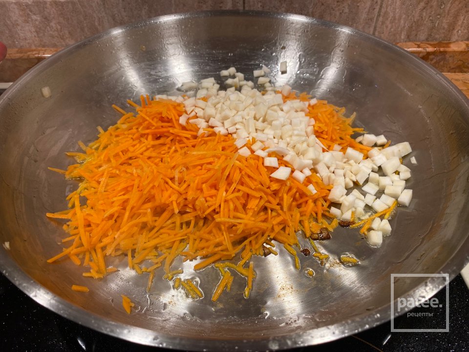 Украинский борщ с карасями - Шаг 7