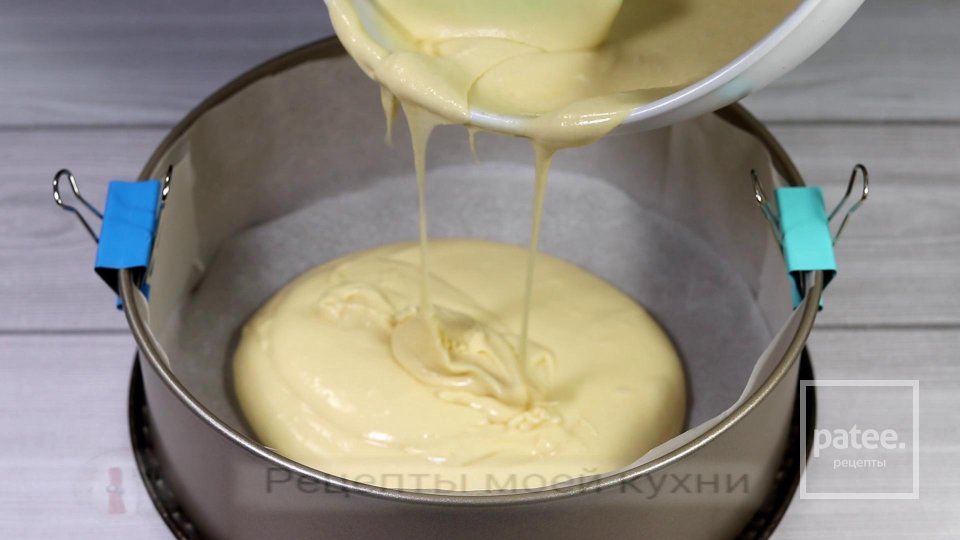 Заливной пирог с капустой и грибами - Шаг 5