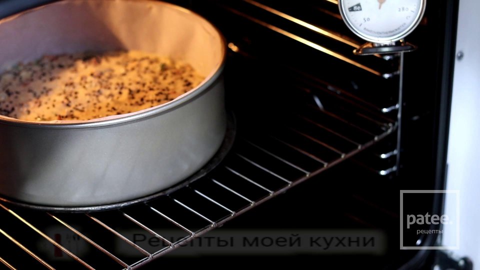 Заливной пирог с капустой и грибами - Шаг 9