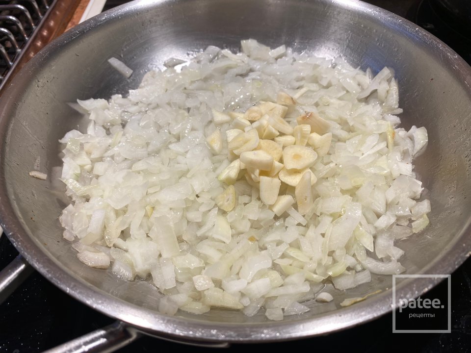 Картофельный суп с булгуром, шампиньонами и свиными языками - Шаг 9