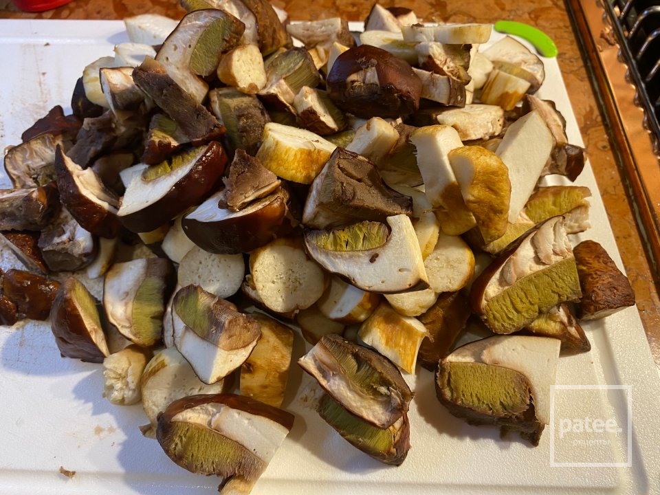 Классический Суп из белых грибов - Шаг 2