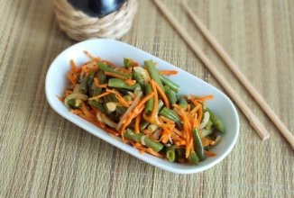 Корейский салат с зелёной фасолью 🥗