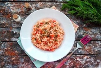 Рис с чесноком и помидорами 🍚