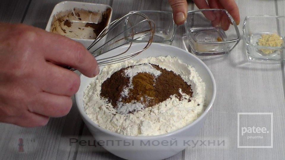 Шоколадный тыквенный кекс с орехами - Шаг 2
