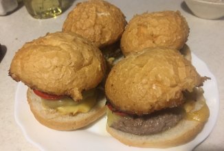 Домашние гамбургеры.