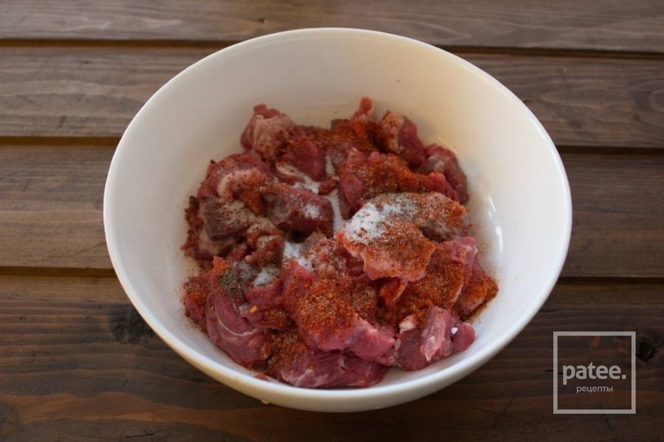 Гуляш из говядины в духовке 🥩 - Шаг 5