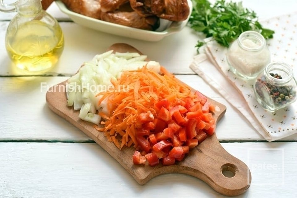 Томатный суп с баклажанами и копчёностями 🍲 - Шаг 6