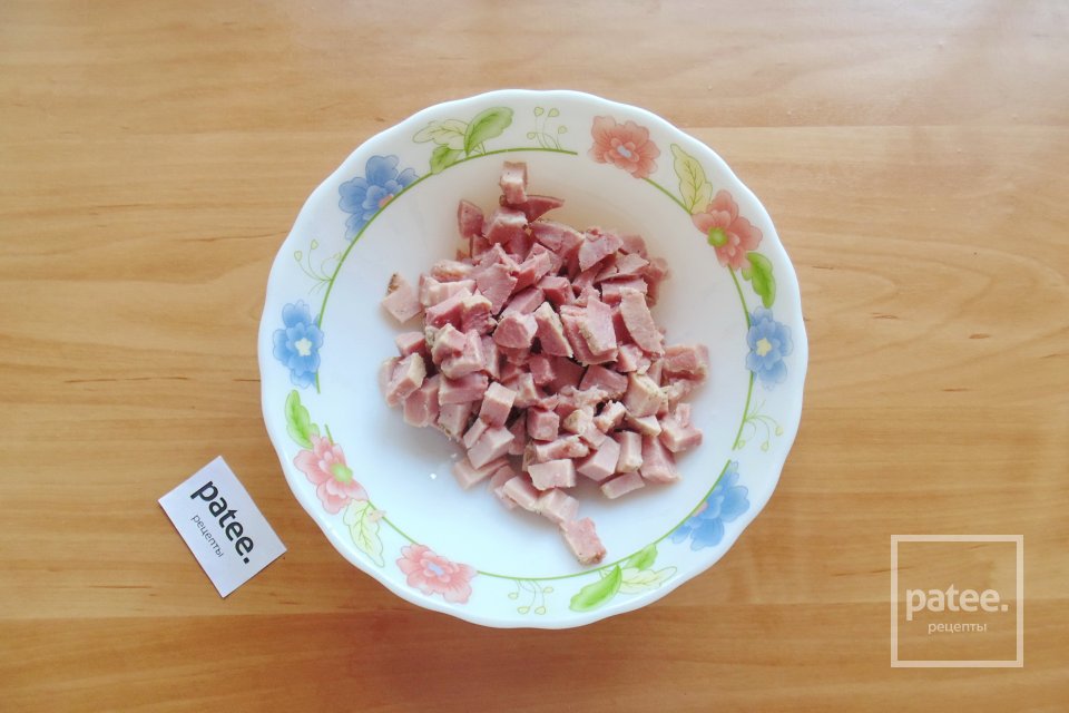 Салат с ветчиной и кукурузой - Шаг 2