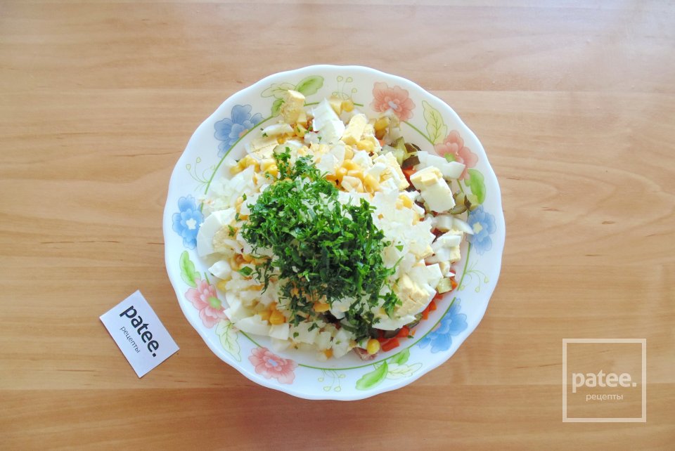 Салат с ветчиной и кукурузой - Шаг 8