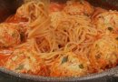 Тефтели со спагетти в томатном соусе 🍝