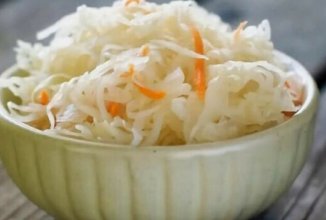 Самая простая и вкусная квашеная капуста.