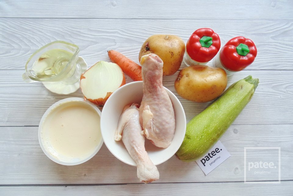 Курица с картофелем в сырном соусе - Шаг 1