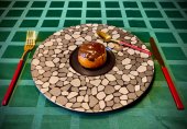 Улитки с маком в шоколадной глазури