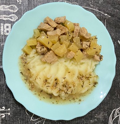 Свинина с ананасом