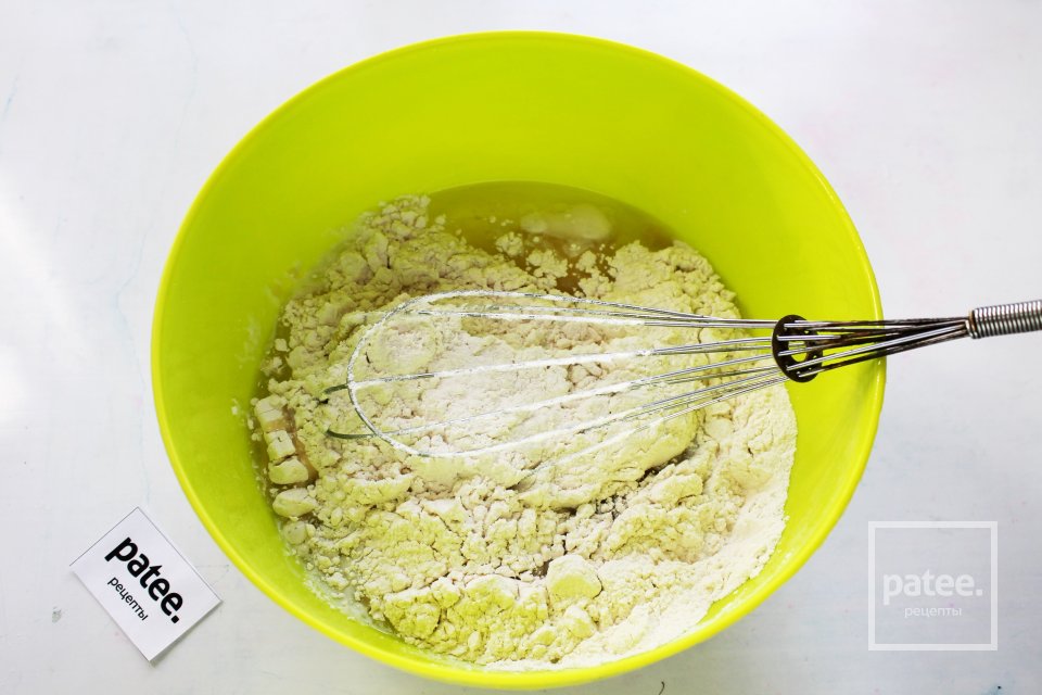 Маффины с копчёной рыбой и сыром - Шаг 5