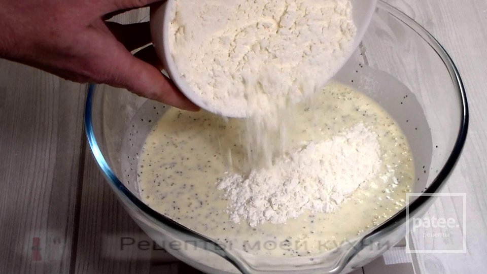 Маковый кекс на йогурте - Шаг 7