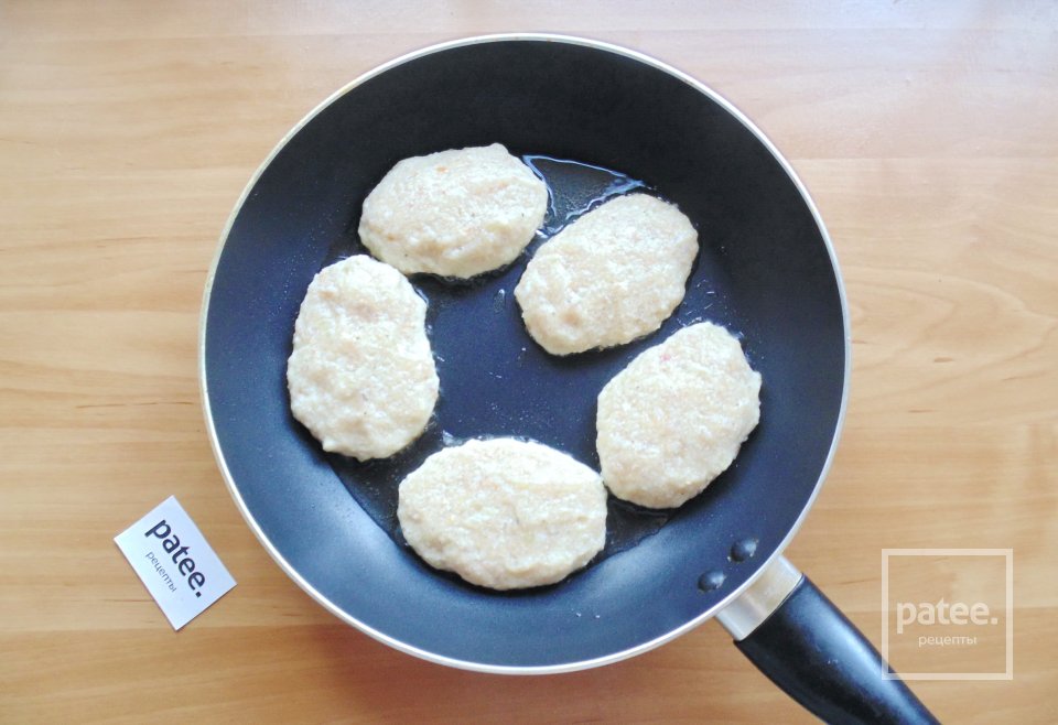 Котлеты с капустой и манкой - Шаг 8