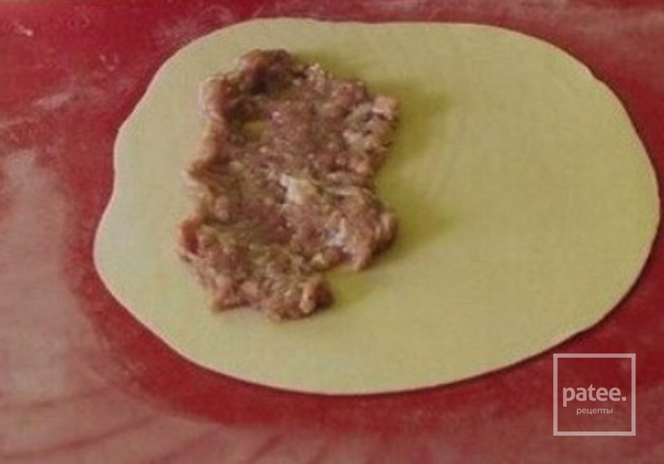 Самые сочные и хрустящие чебуреки - Шаг 1